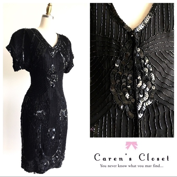 Vintage Sequin Beaded Dress with shoulder pads and open back size 4 in black - Picture 2 of 10